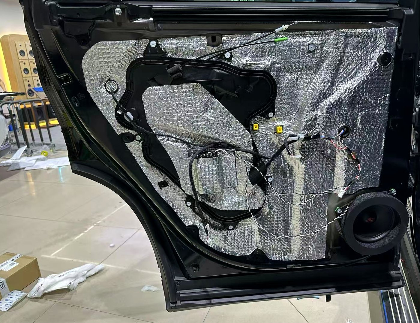 宝马X1全车隔音施工检查画面